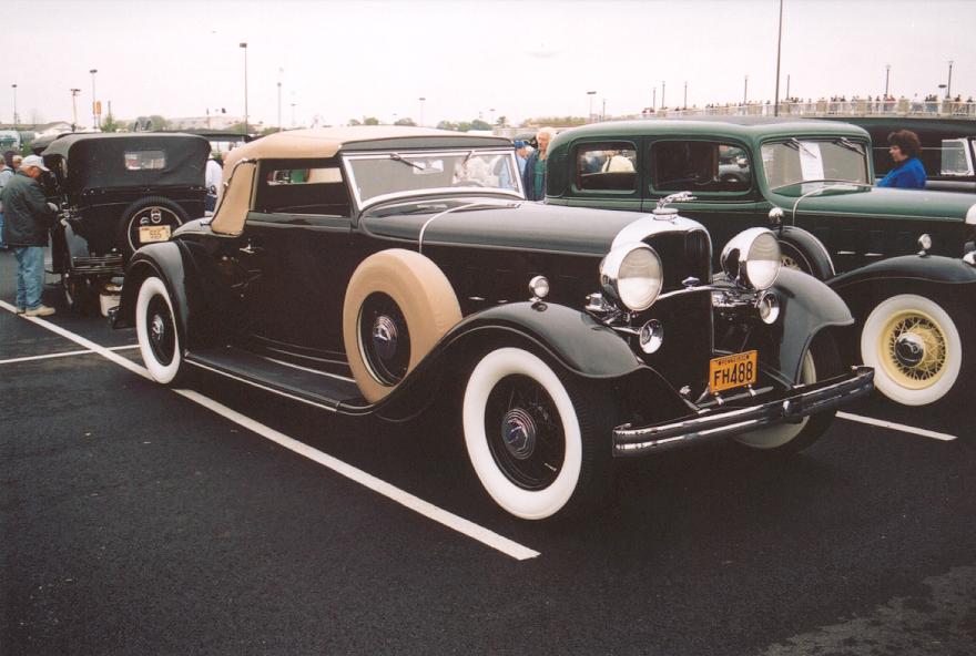 1932 Lincoln Model KB, LeBaron convertible roadster.